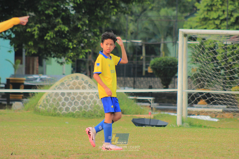 ijl u10 070925 brazillian soccer bintaro vs maesa pararaider army