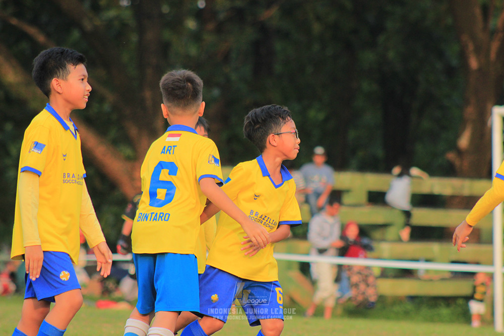 ijl u10 070925 brazillian soccer bintaro vs maesa pararaider army