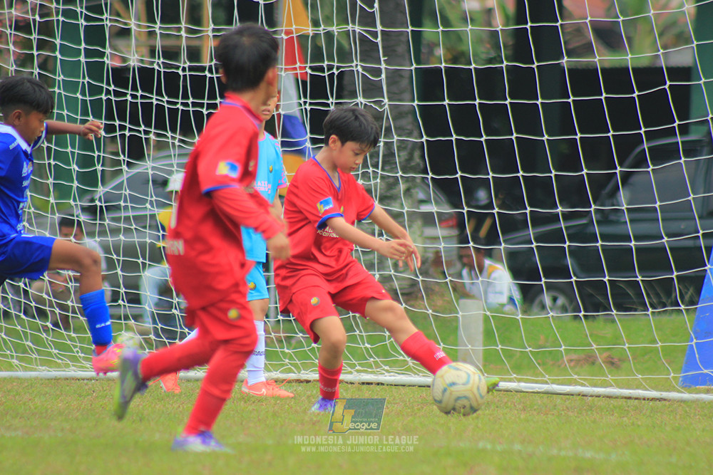 ijl u10 070925 brazillian soccer senayan vs isa marzuki bandriawan