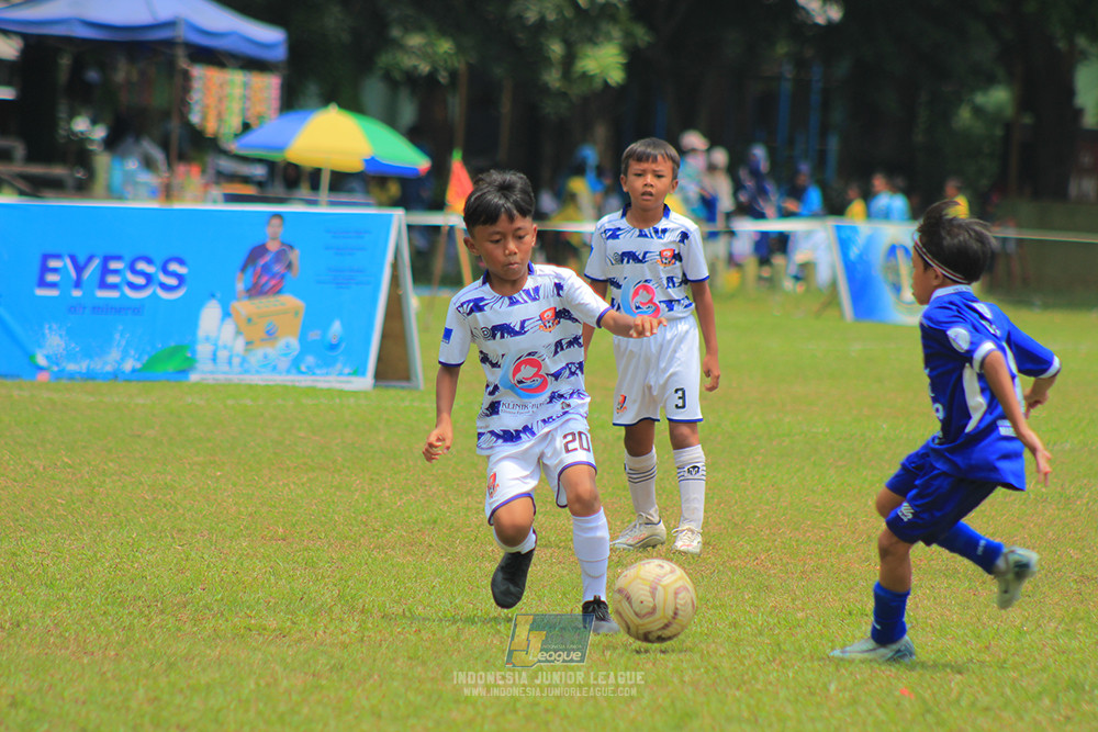 ijl u10 070925 isa marzuki bandriawan vs pelita jaya soccer school