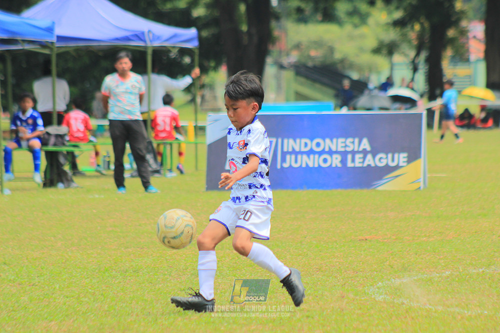ijl u10 070925 isa marzuki bandriawan vs pelita jaya soccer school