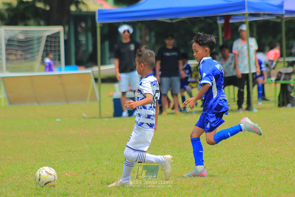 ijl u10 070925 isa marzuki bandriawan vs pelita jaya soccer school