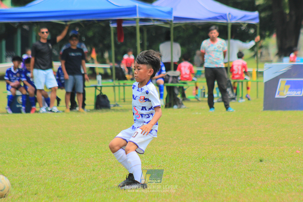 ijl u10 070925 isa marzuki bandriawan vs pelita jaya soccer school