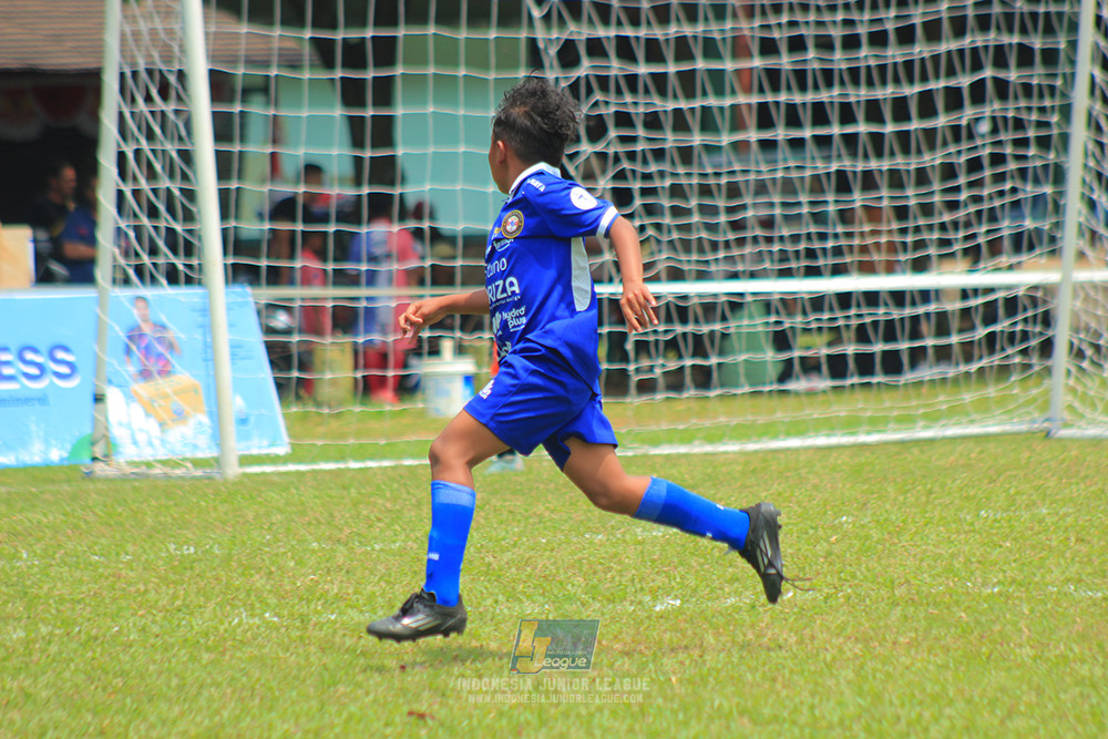 ijl u10 070925 isa marzuki bandriawan vs pelita jaya soccer school