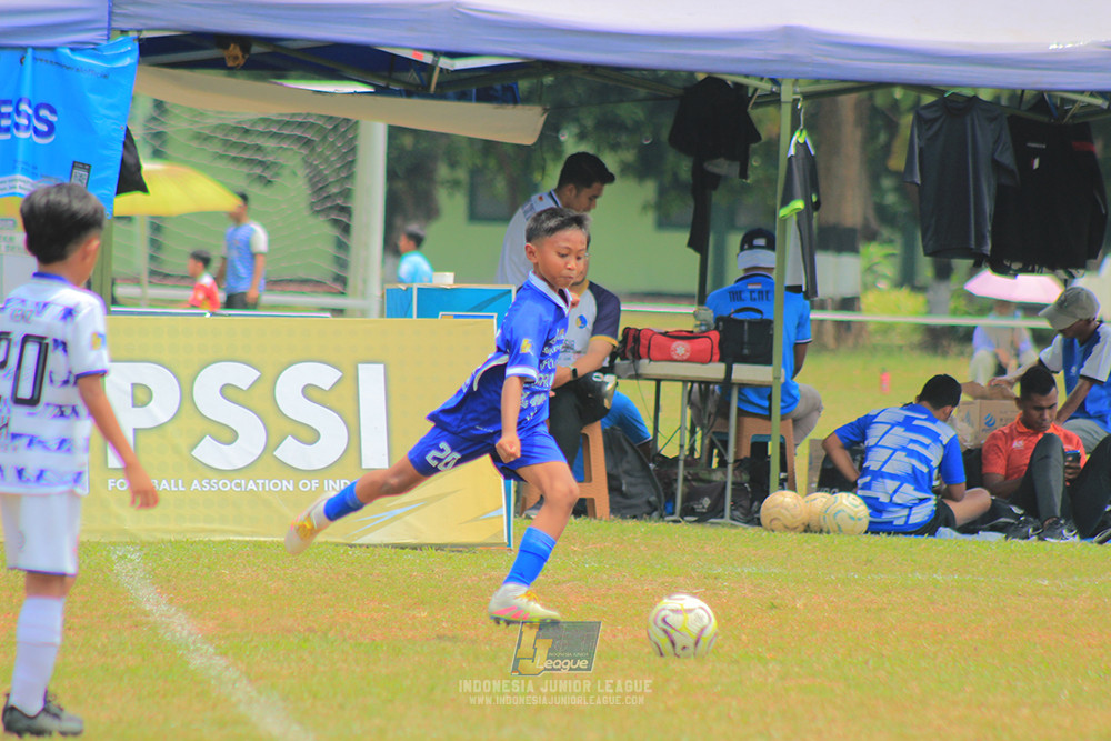 ijl u10 070925 isa marzuki bandriawan vs pelita jaya soccer school