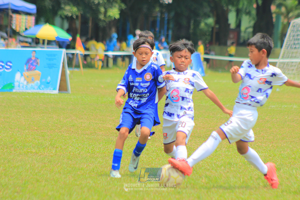 ijl u10 070925 isa marzuki bandriawan vs pelita jaya soccer school