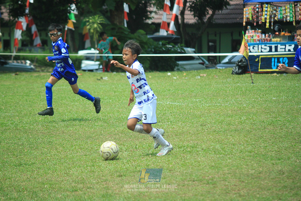 ijl u10 070925 isa marzuki bandriawan vs pelita jaya soccer school