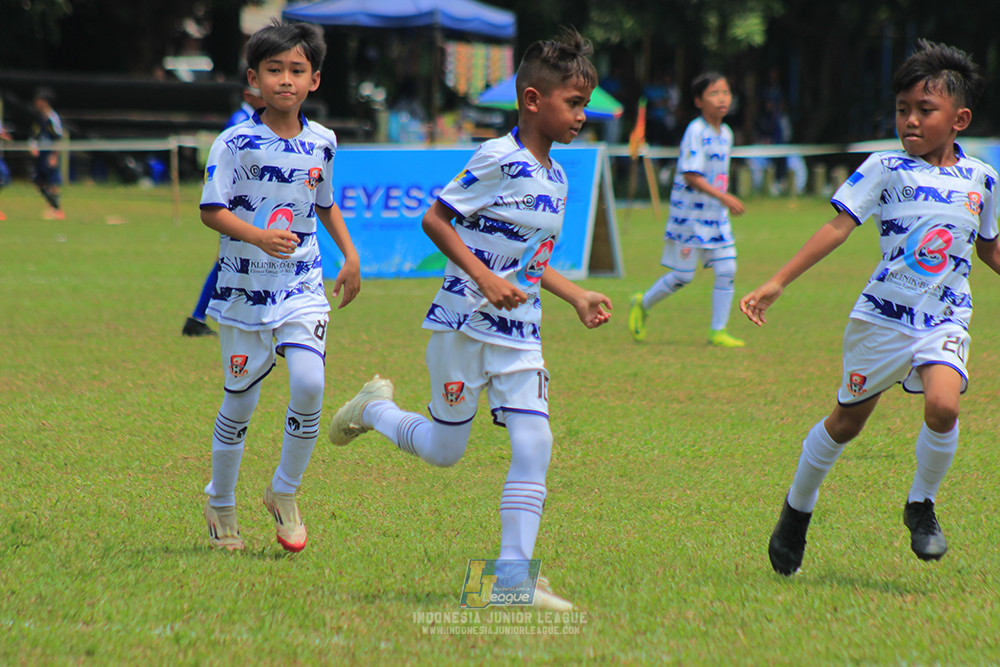 ijl u10 070925 isa marzuki bandriawan vs pelita jaya soccer school
