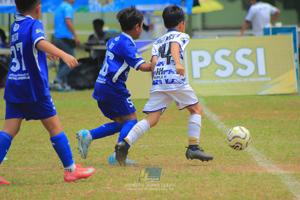 ijl u10 070925 isa marzuki bandriawan vs pelita jaya soccer school