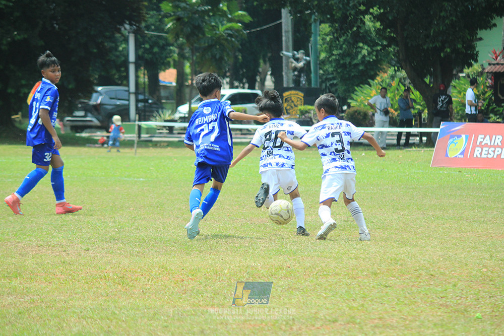 ijl u10 070925 isa marzuki bandriawan vs pelita jaya soccer school
