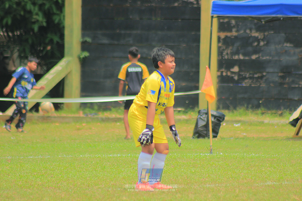 ijl u10 070925 isa marzuki bandriawan vs pelita jaya soccer school