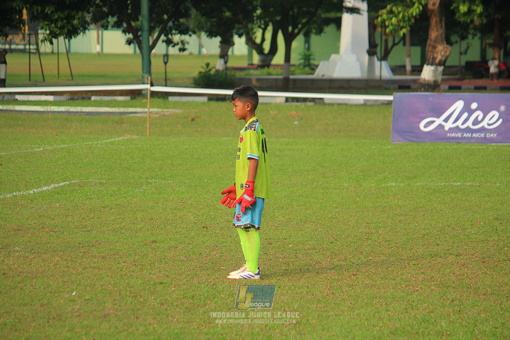 ijl u10 070925 khenzi united vs wiradhika soccer