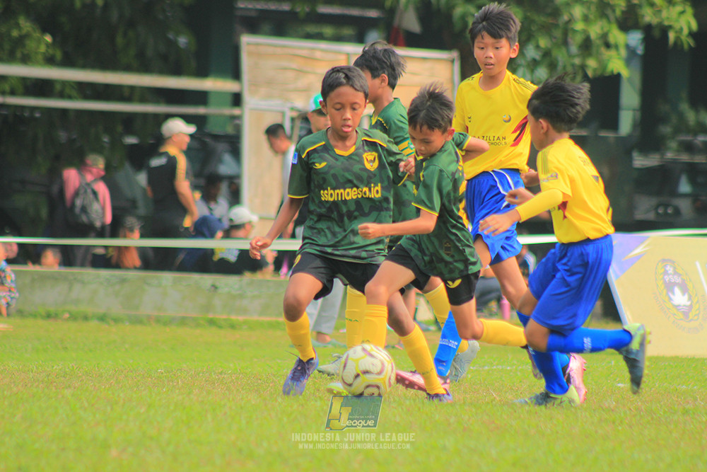 ijl u10 070925 maesa pararaider army vs brazillian soccer serpong
