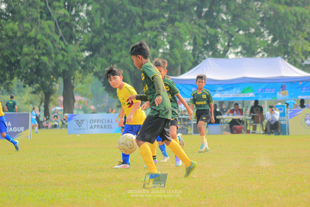 ijl u10 070925 maesa pararaider army vs brazillian soccer serpong