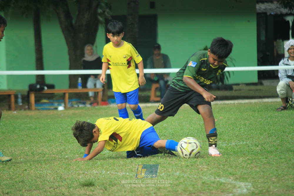 ijl u10 070925 maesa pararaider army vs brazillian soccer serpong