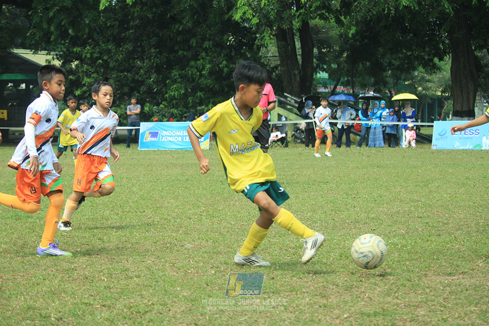 ijl u10 070925 maesa pararaider white vs provision soccer school