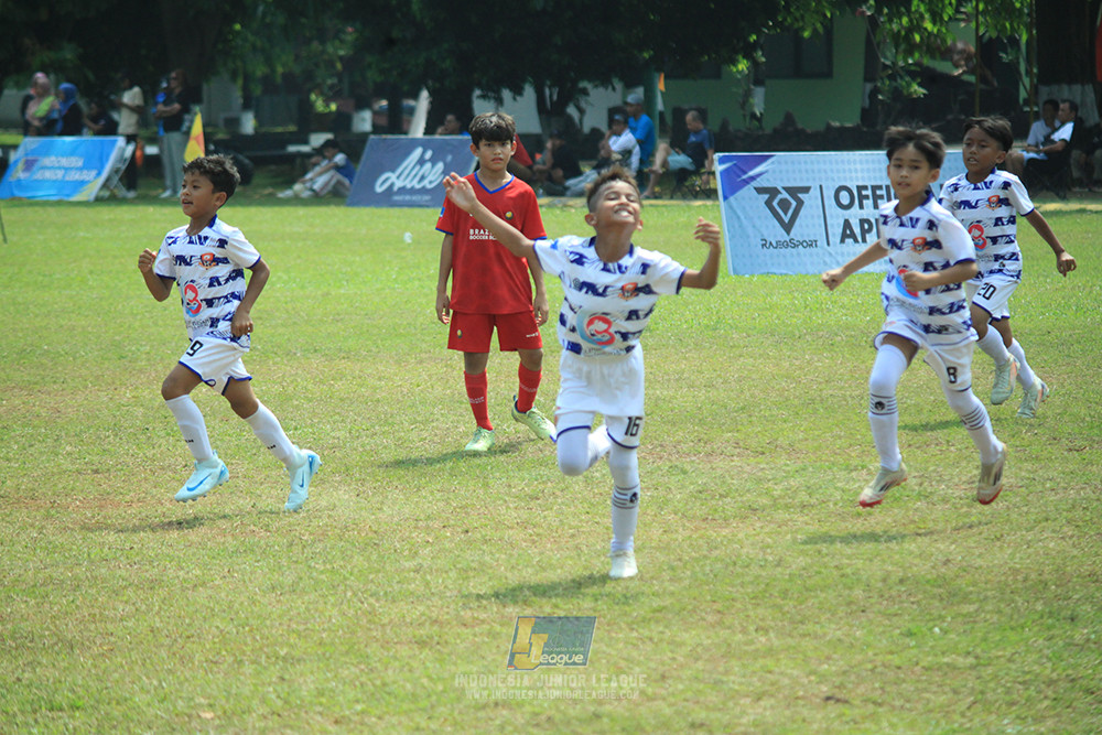 ijl u10 070925 pelita jaya soccer school vs brazillian soccer senayan