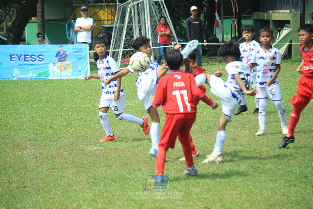 ijl u10 070925 pelita jaya soccer school vs brazillian soccer senayan