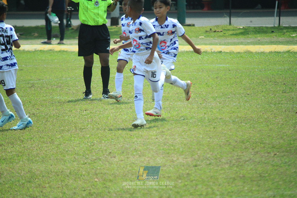 ijl u10 070925 pelita jaya soccer school vs brazillian soccer senayan