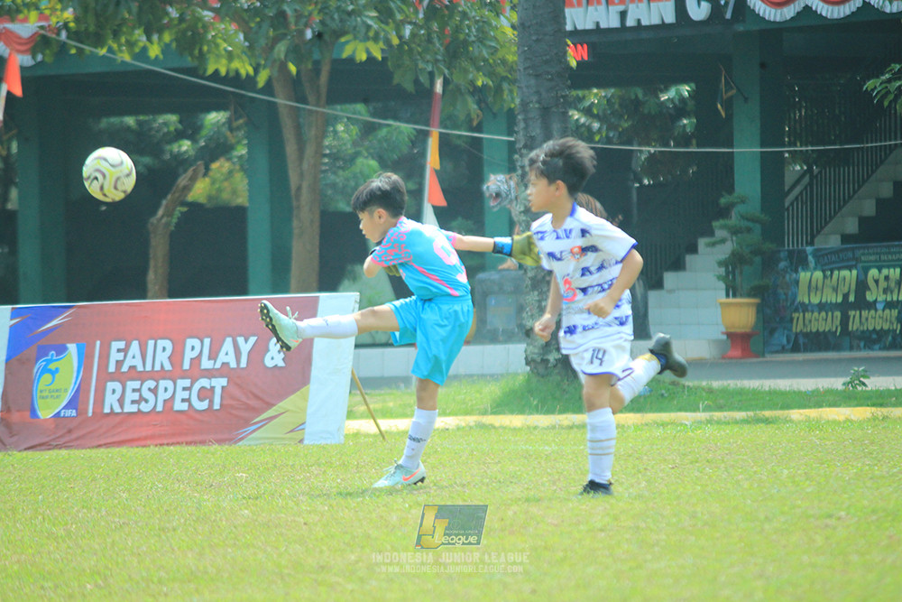 ijl u10 070925 pelita jaya soccer school vs brazillian soccer senayan