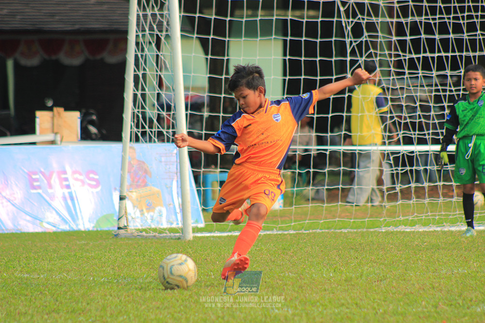 ijl u10 070925 timah united vs brazillian soccer lfa