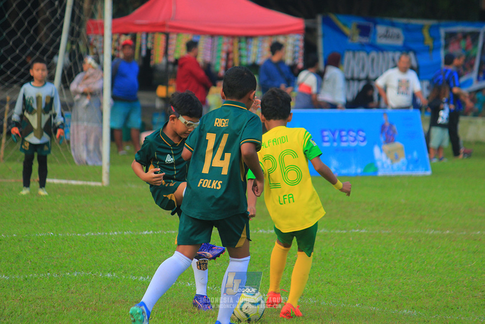 ijl u10 200925 folk football academy vs brazillian soccer lfa