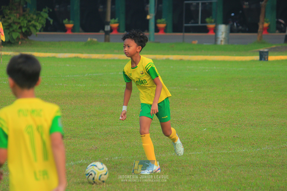 ijl u10 200925 folk football academy vs brazillian soccer lfa