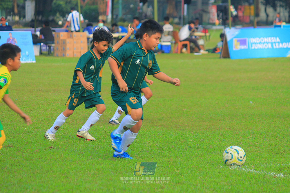 ijl u10 200925 folk football academy vs brazillian soccer lfa