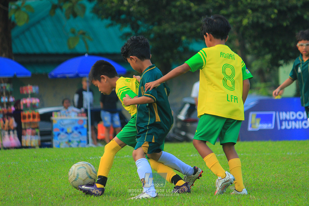 ijl u10 200925 folk football academy vs brazillian soccer lfa