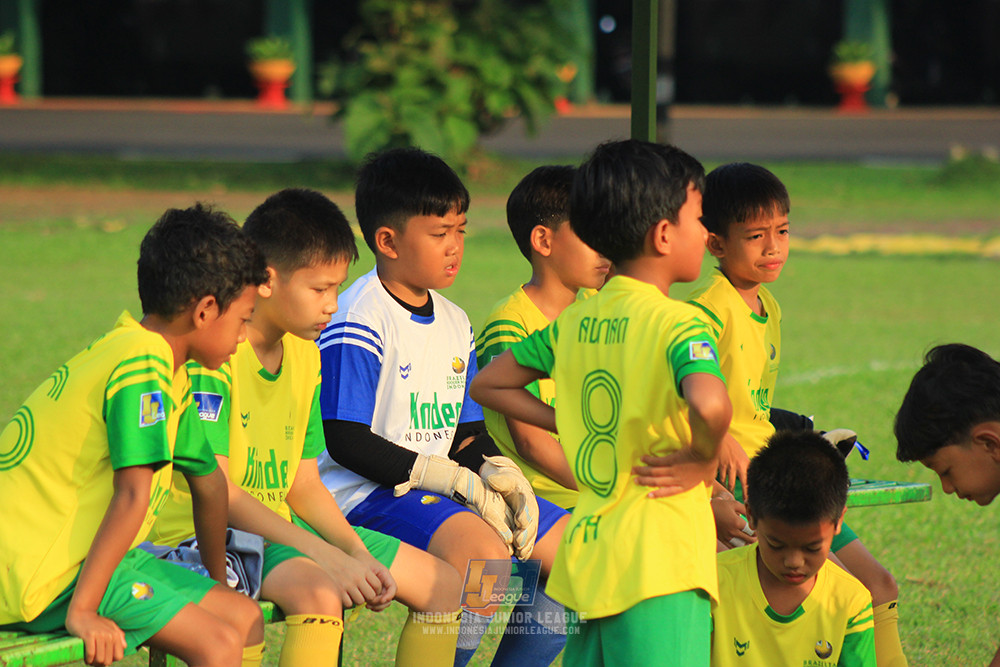 ijl u10 200925 folk football academy vs brazillian soccer lfa