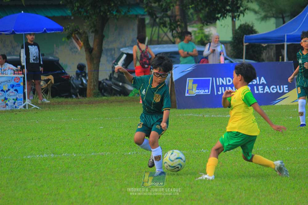 ijl u10 200925 folk football academy vs brazillian soccer lfa