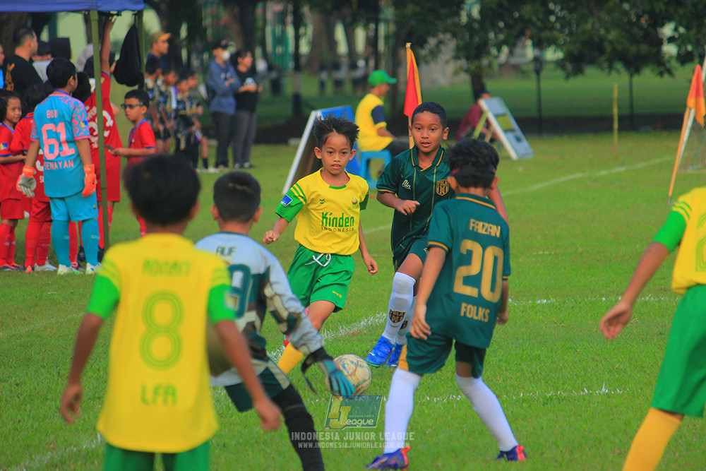ijl u10 200925 folk football academy vs brazillian soccer lfa