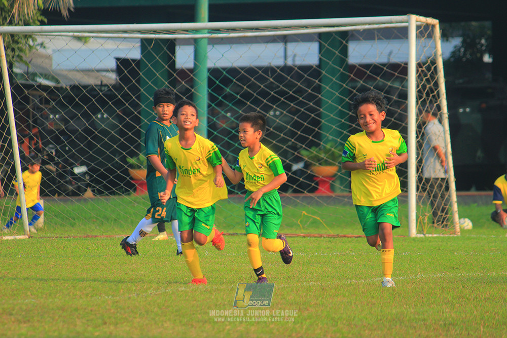 ijl u10 200925 folk football academy vs brazillian soccer lfa