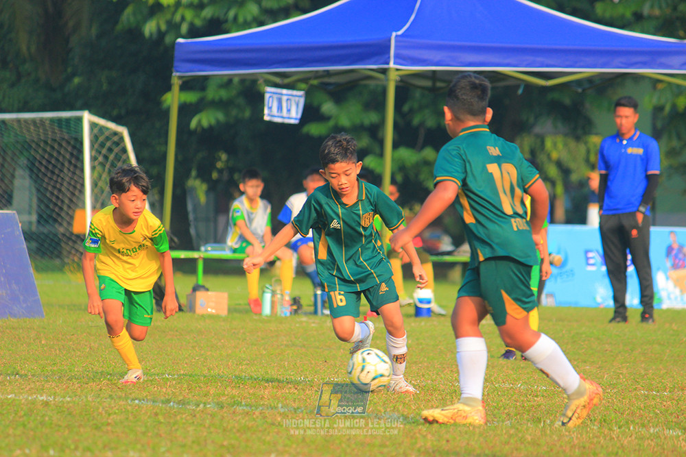 ijl u10 200925 folk football academy vs brazillian soccer lfa