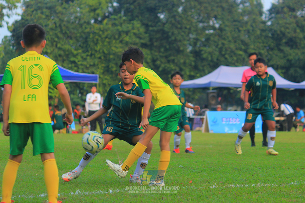 ijl u10 200925 folk football academy vs brazillian soccer lfa