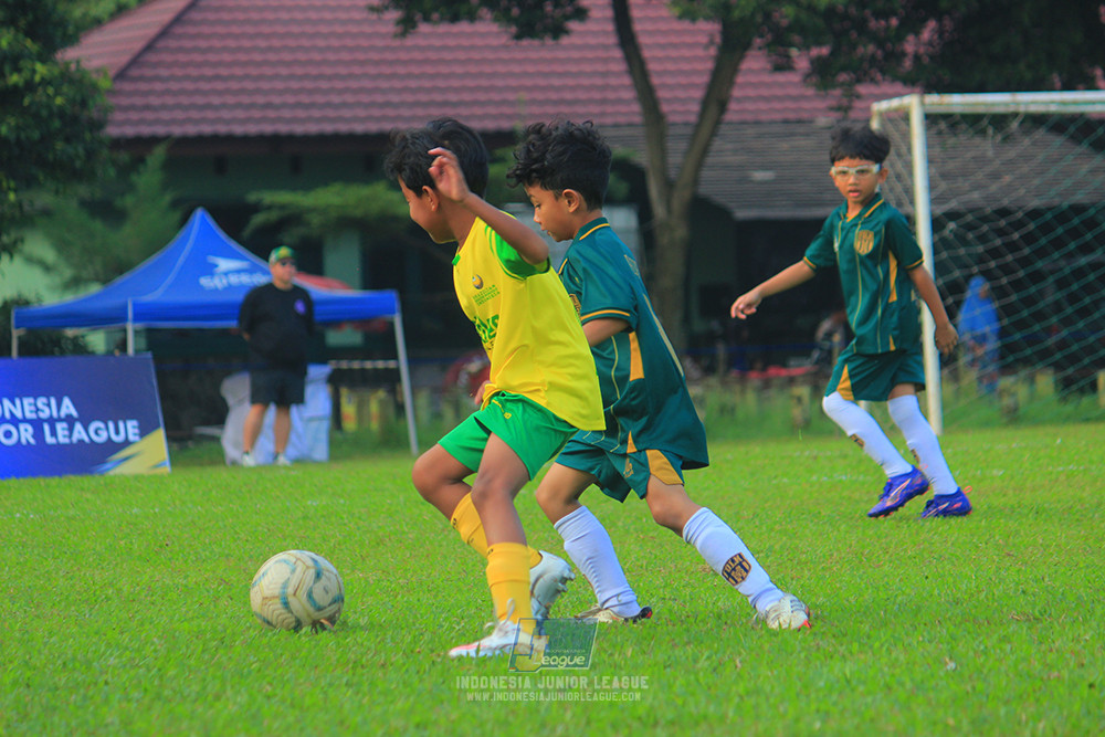 ijl u10 200925 folk football academy vs brazillian soccer lfa