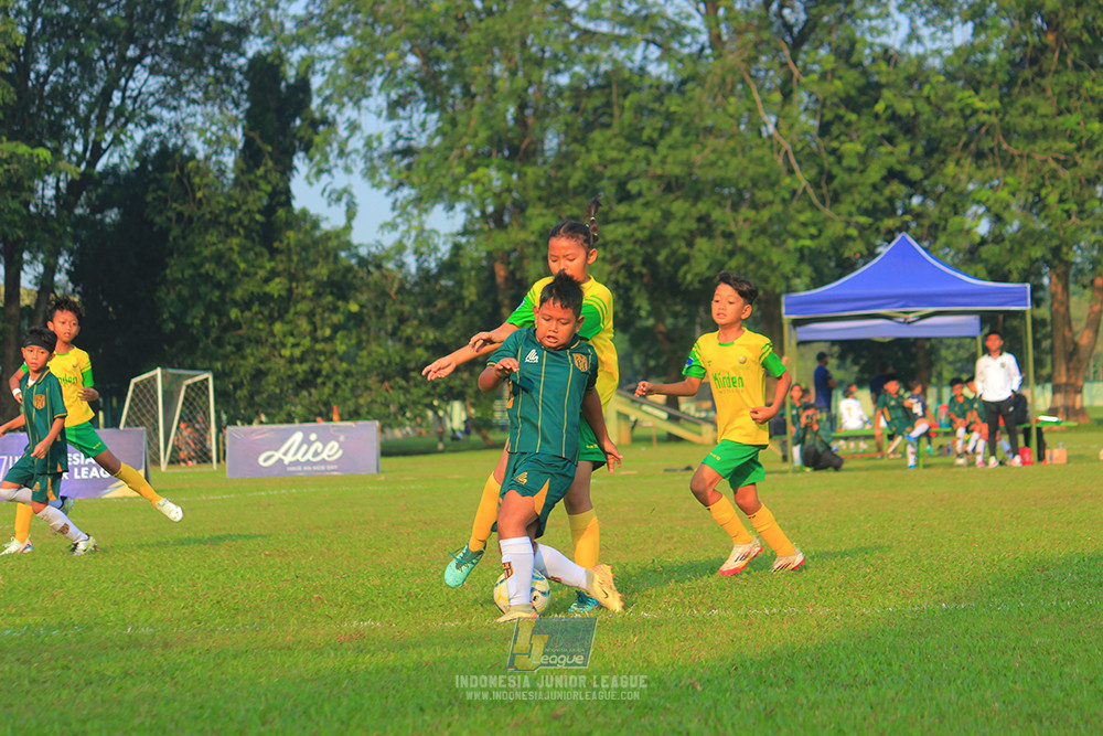ijl u10 200925 folk football academy vs brazillian soccer lfa