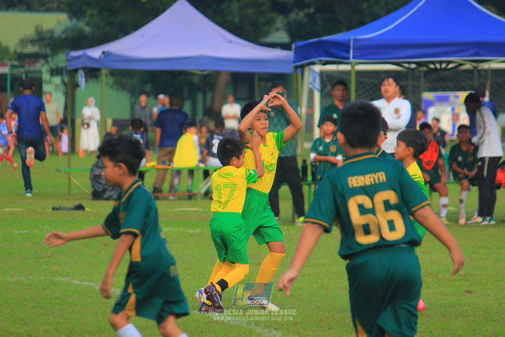 ijl u10 200925 folk football academy vs brazillian soccer lfa