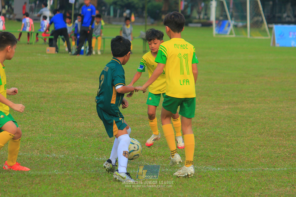 ijl u10 200925 folk football academy vs brazillian soccer lfa