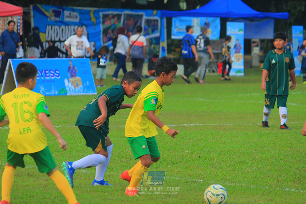 ijl u10 200925 folk football academy vs brazillian soccer lfa
