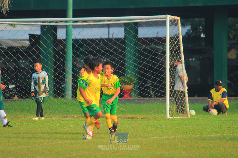 ijl u10 200925 folk football academy vs brazillian soccer lfa