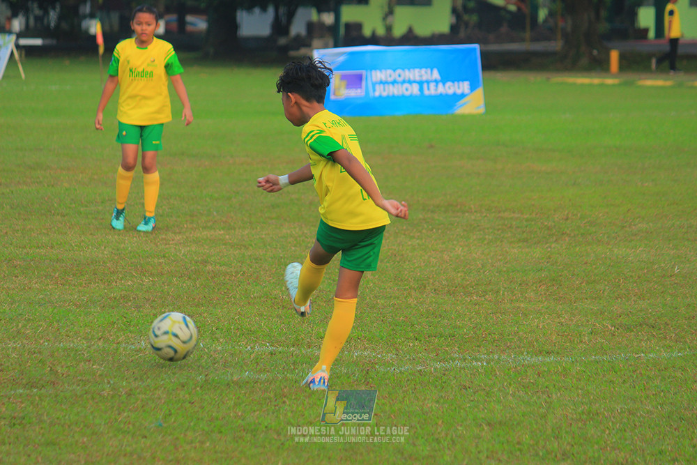 ijl u10 200925 folk football academy vs brazillian soccer lfa