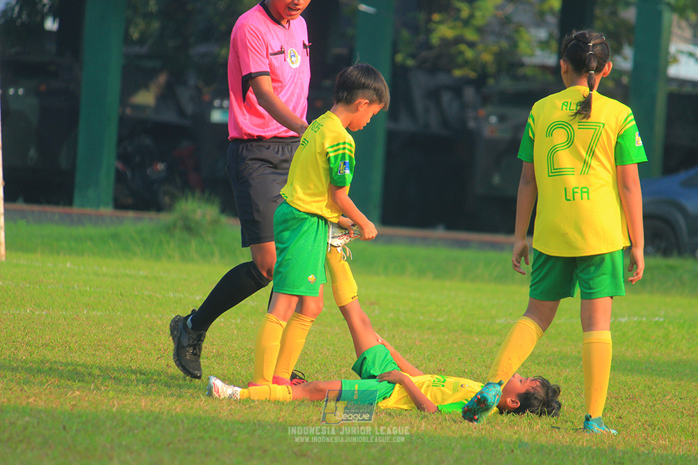 ijl u10 200925 folk football academy vs brazillian soccer lfa
