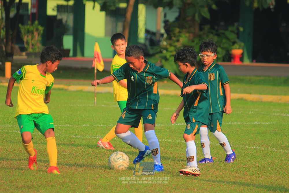 ijl u10 200925 folk football academy vs brazillian soccer lfa
