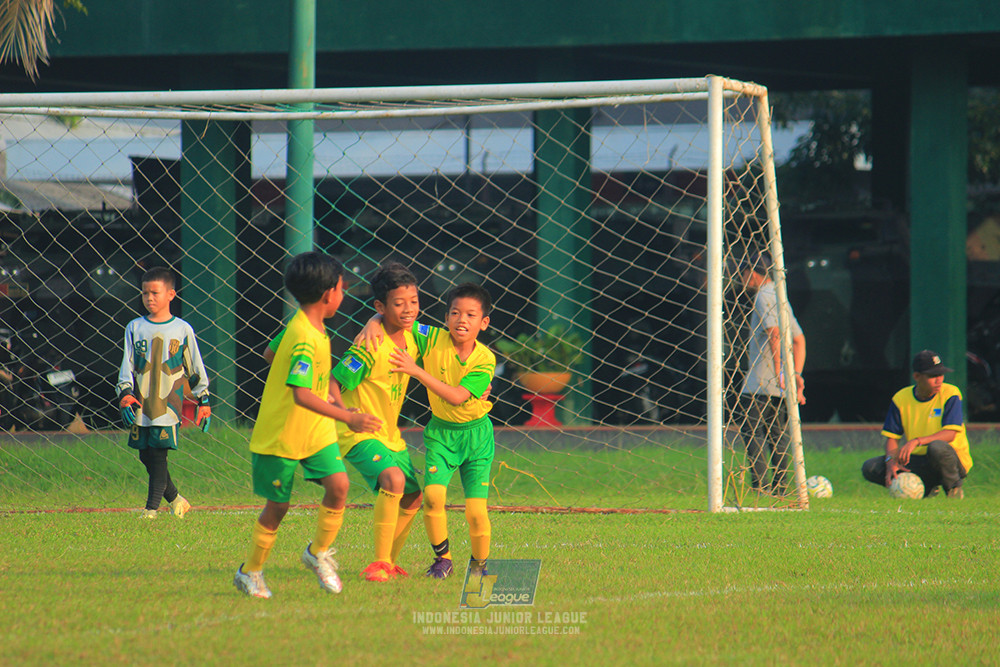 ijl u10 200925 folk football academy vs brazillian soccer lfa