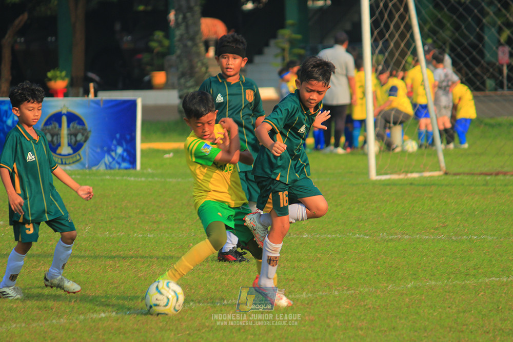 ijl u10 200925 folk football academy vs brazillian soccer lfa