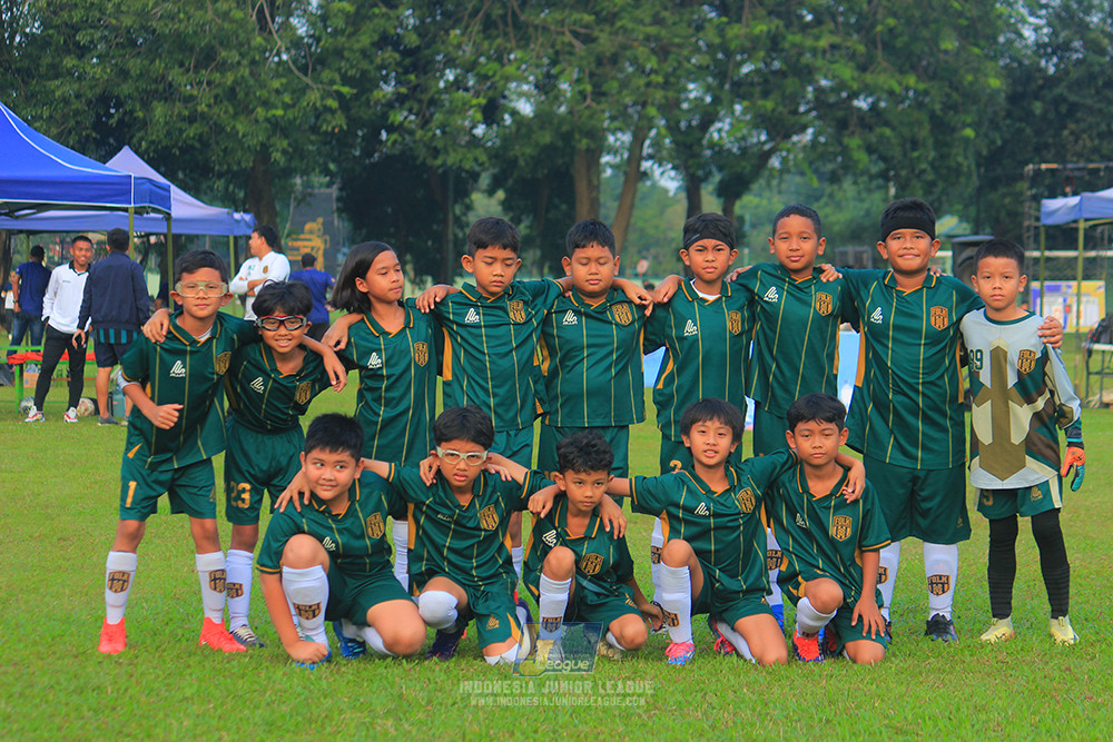 ijl u10 200925 folk football academy vs brazillian soccer lfa