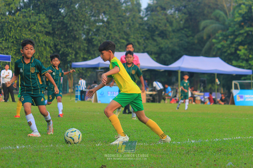 ijl u10 200925 folk football academy vs brazillian soccer lfa