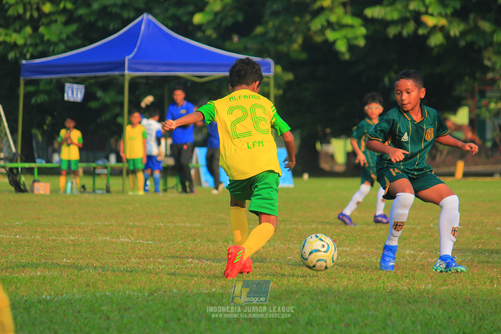 ijl u10 200925 folk football academy vs brazillian soccer lfa