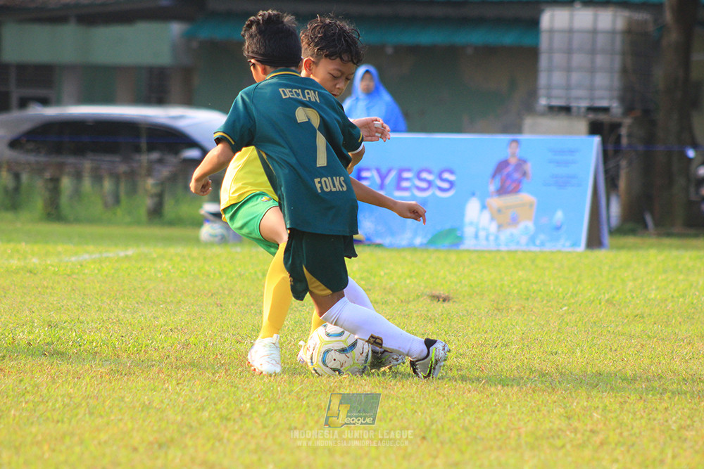 ijl u10 200925 folk football academy vs brazillian soccer lfa